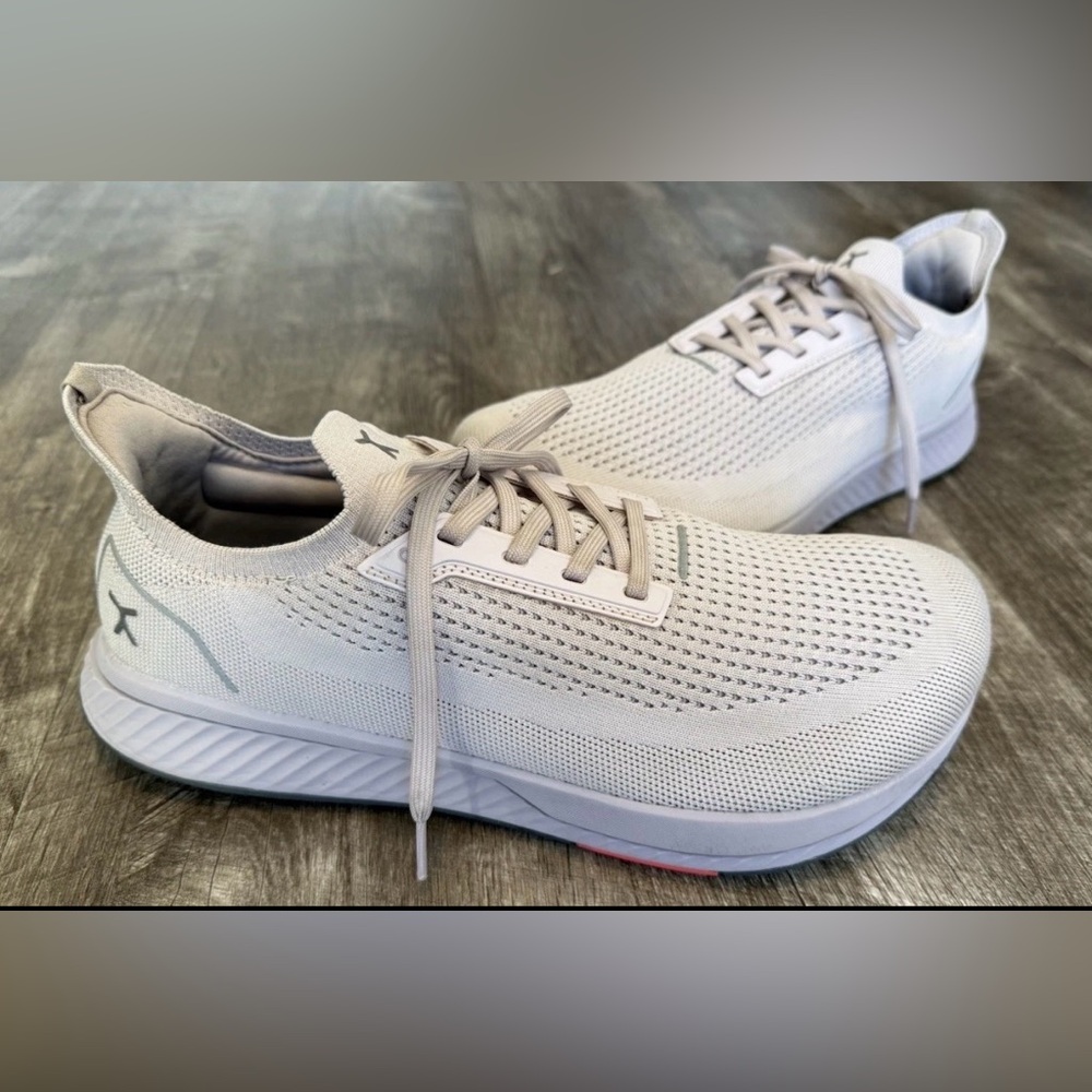 Flux Adapt Runner Mist Purple Womens 12/Mens 10.5 Running Athletic Knit Shoes